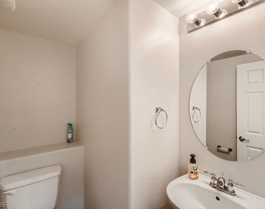 4117 Lower Saxon Avenue - Photo Thumbnail 13