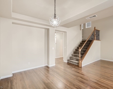 4117 Lower Saxon Avenue - Photo Thumbnail 12