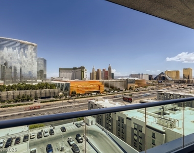 4575 Dean Martin Drive - Photo Thumbnail 23