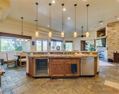 549 Regents Gate Drive - Photo Thumbnail 33
