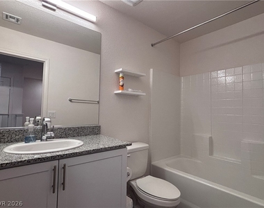 2833 Champagne Gold Avenue - Photo Thumbnail 8