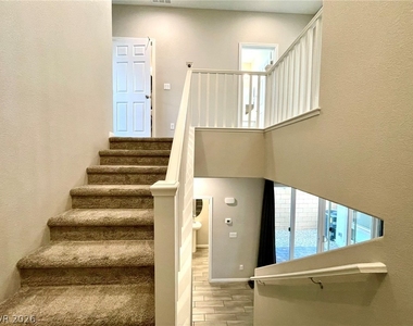 702 Cottonwood Hill Place - Photo Thumbnail 13