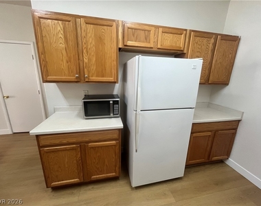 6090 Allred Place - Photo Thumbnail 8