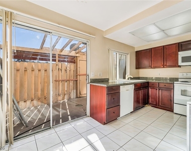 4770 Topaz Street - Photo Thumbnail 14