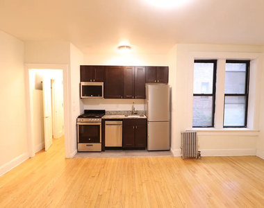 37-33 College Point Boulevard - Photo Thumbnail 3