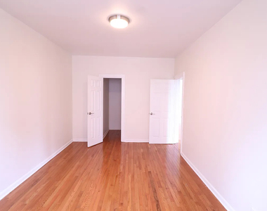 37-33 College Point Boulevard - Photo Thumbnail 5