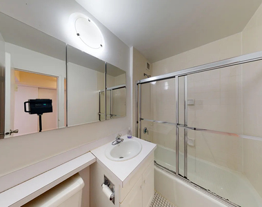 1 Astor Place - Photo Thumbnail 4