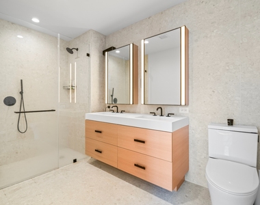 482 Kent Avenue - Photo Thumbnail 10