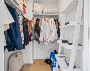 482 Kent Avenue - Photo Thumbnail 9
