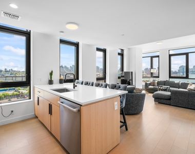 482 Kent Avenue - Photo Thumbnail 1