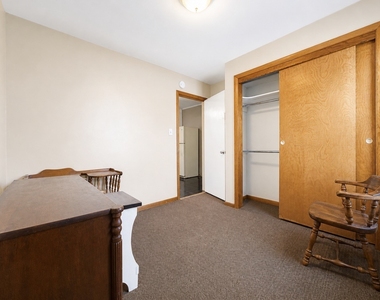 16 Highland Ave - Photo Thumbnail 4