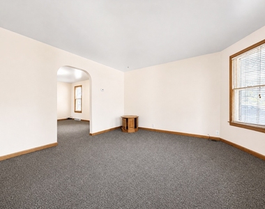16 Highland Ave - Photo Thumbnail 15