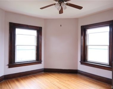 88 W Utica Street - Photo Thumbnail 7