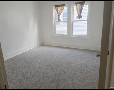 196 Englewood Avenue - Photo Thumbnail 9