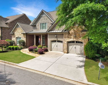 4290 Maner Street Se - Photo Thumbnail 1