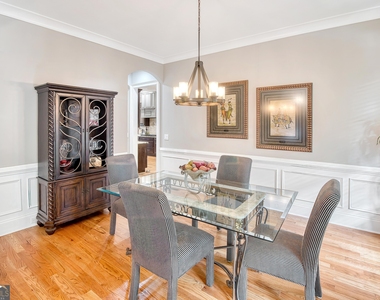 4290 Maner Street Se - Photo Thumbnail 5