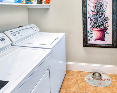 4290 Maner Street Se - Photo Thumbnail 16