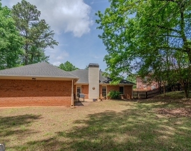 2120 Weatherstone Circle Se - Photo Thumbnail 20