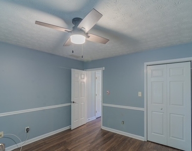 2120 Weatherstone Circle Se - Photo Thumbnail 11