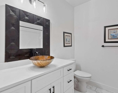 610 Madola Road - Photo Thumbnail 9
