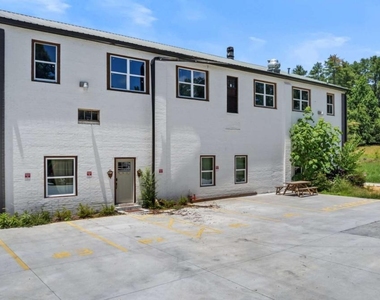 610 Madola Road - Photo Thumbnail 2