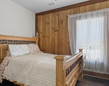 610 Madola Road - Photo Thumbnail 8