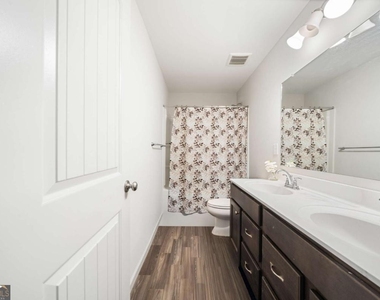 8175 Scenic Ridge Way - Photo Thumbnail 33