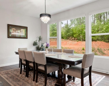 8175 Scenic Ridge Way - Photo Thumbnail 16
