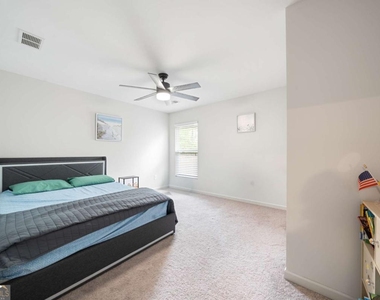 8175 Scenic Ridge Way - Photo Thumbnail 34
