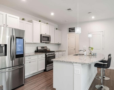 8175 Scenic Ridge Way - Photo Thumbnail 4