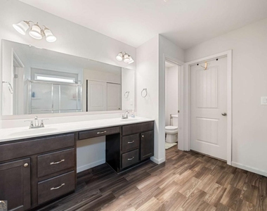 8175 Scenic Ridge Way - Photo Thumbnail 38