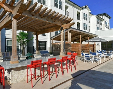 6255 Riverview Road Se - Photo Thumbnail 8