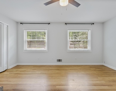 2903 Old Sewell Road - Photo Thumbnail 10