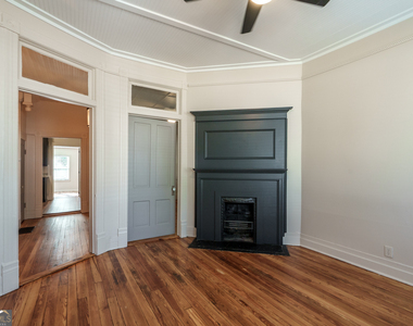 243 Boulevard - Photo Thumbnail 4