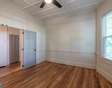 243 Boulevard - Photo Thumbnail 11