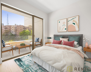 960 Franklin Avenue - Photo Thumbnail 5