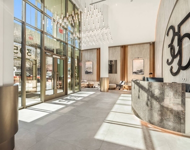395 Carroll Street - Photo Thumbnail 14