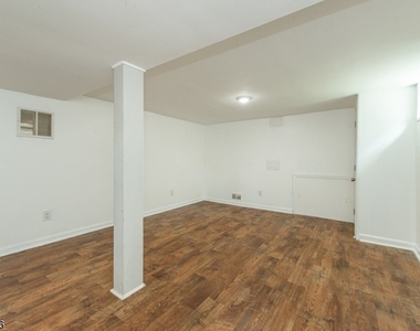 537 Dell Rd - Photo Thumbnail 17