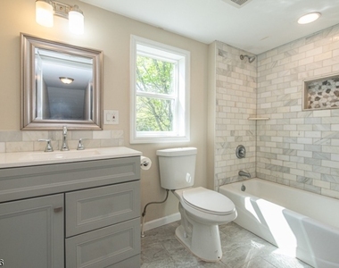 537 Dell Rd - Photo Thumbnail 14