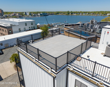 9 Wharf Avenue - Photo Thumbnail 20