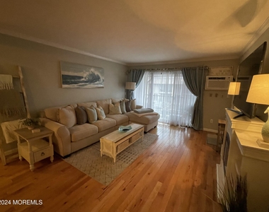 330 Shore Drive - Photo Thumbnail 1