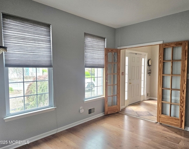 505 Buhler Avenue - Photo Thumbnail 11