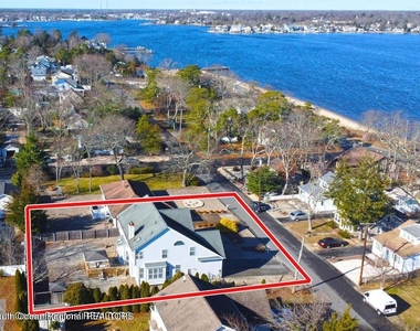 505 Buhler Avenue - Photo Thumbnail 3