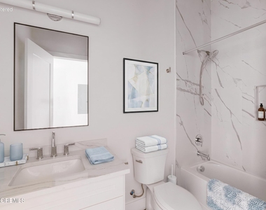 9 Wharf Avenue - Photo Thumbnail 12