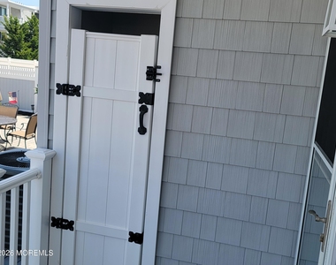 10 3rd Avenue - Photo Thumbnail 19