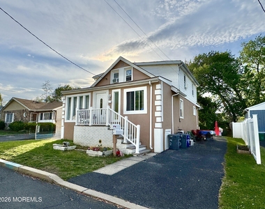 196 Milton Avenue - Photo Thumbnail 1