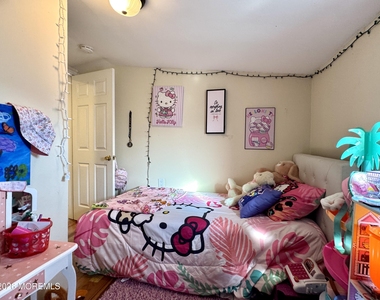 196 Milton Avenue - Photo Thumbnail 7
