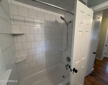 364 Westwood Avenue - Photo Thumbnail 6