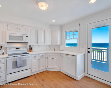 706 Morven Terrace - Photo Thumbnail 19