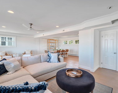 706 Morven Terrace - Photo Thumbnail 37